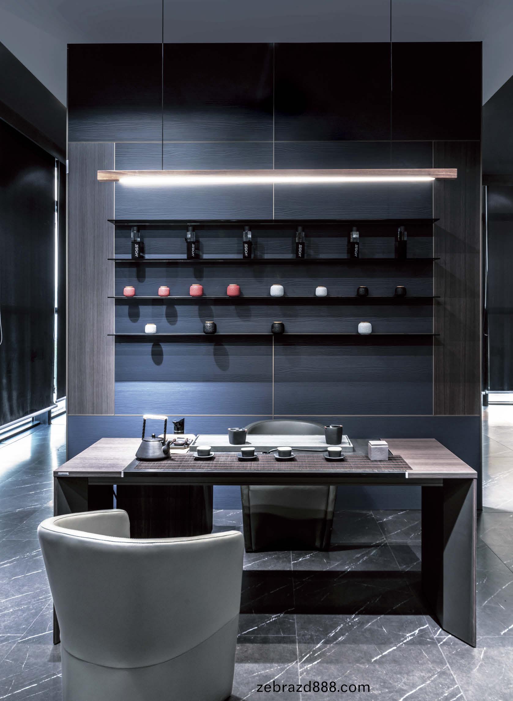 老(lao)闆辦公室茶檯(tai)