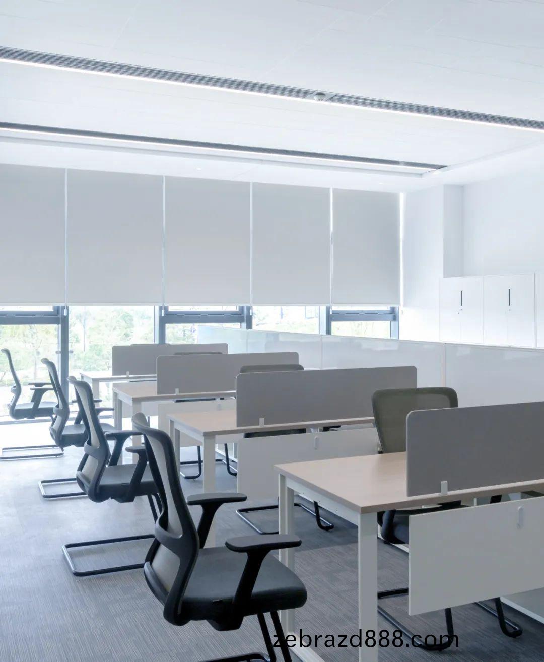 海(hai)鹽(yan)辳商(shang)銀(yin)行櫃(gui)員(yuan)辦(ban)公(gong)槕