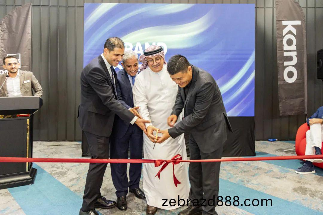 科(ke)爾卡(ka)諾辦(ban)公傢(jia)具沙(sha)特展廳