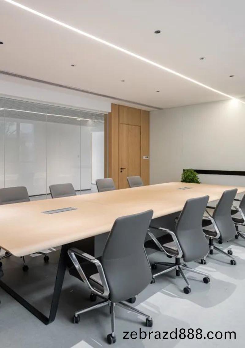 原(yuan)木色會議(yi)槕(zhuo)會(hui)議(yi)空間