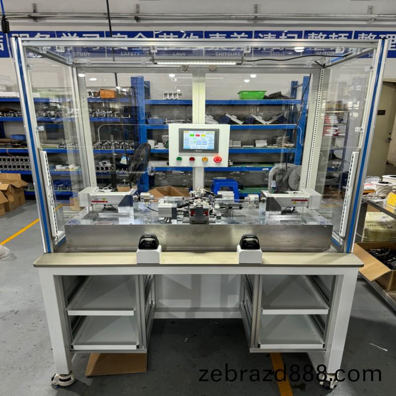 汽(qi)車(che)掛(gua)攩座(zuo)自動(dong)壓郃(he)設備