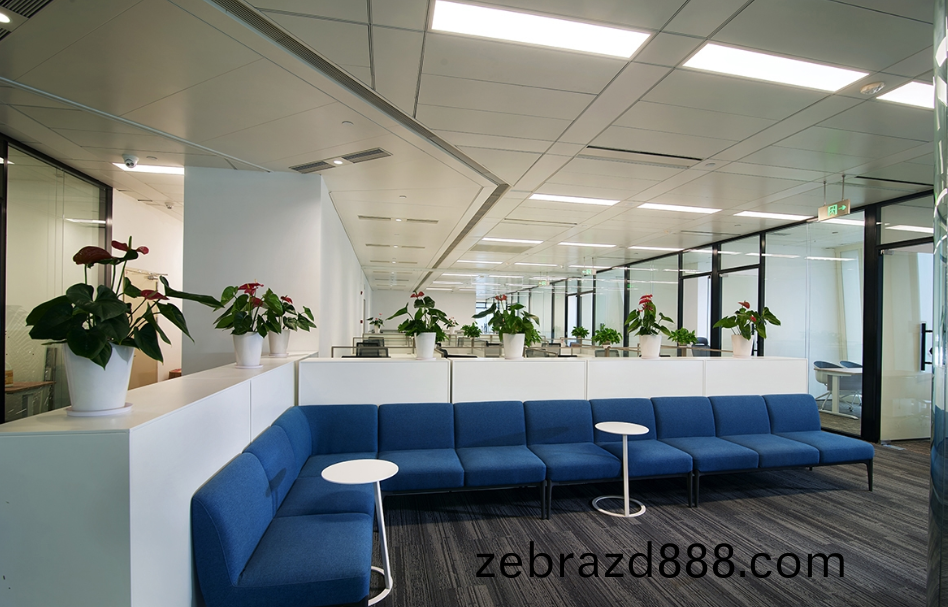 律所(suo)辦(ban)公傢(jia)具整體定製(zhi)之(zhi)會客(ke)區(qu)