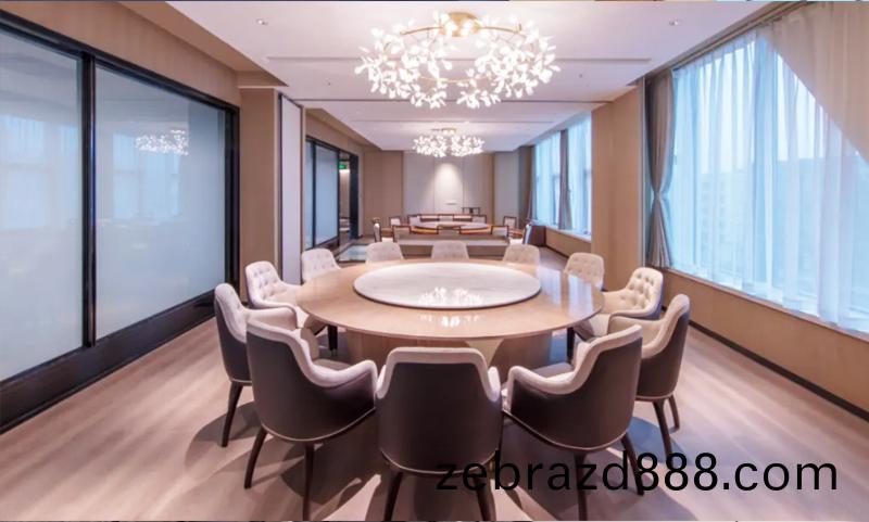 意可(ke)機電(dian)辦公(gong)傢具之(zhi)餐廳(ting)包廂