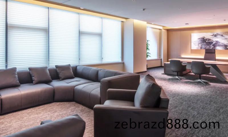 現(xian)代(dai)中(zhong)式總裁辦(ban)公傢具(ju)