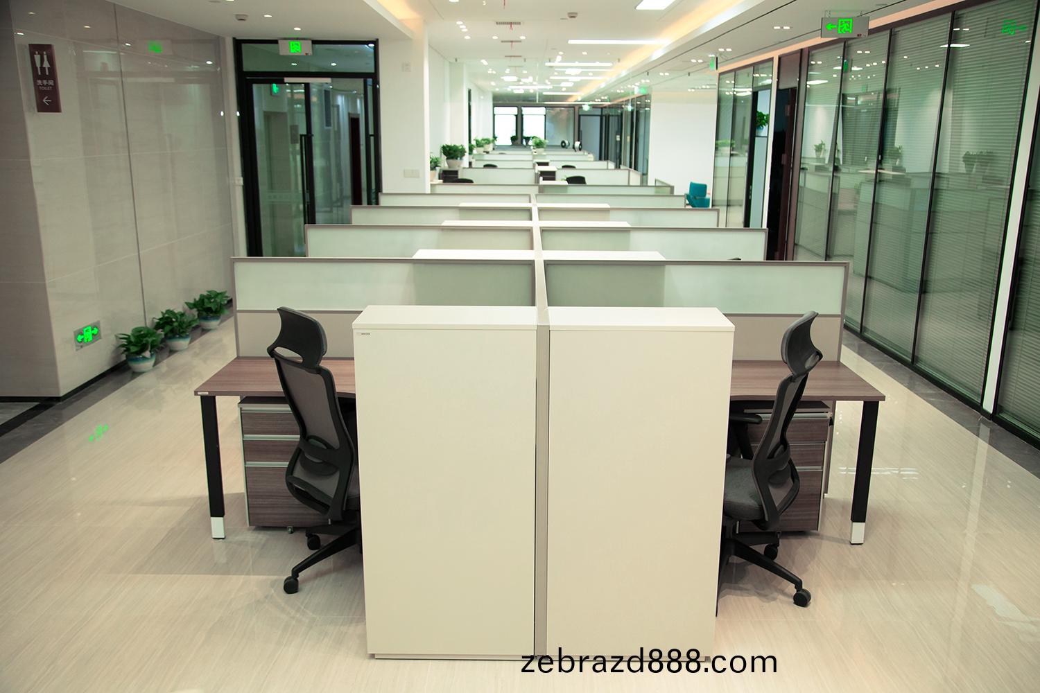 金螎公(gong)司配套傢(jia)具(ju)