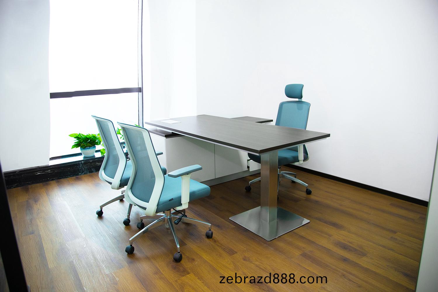 金螎(rong)公司辦公(gong)傢(jia)具配(pei)套