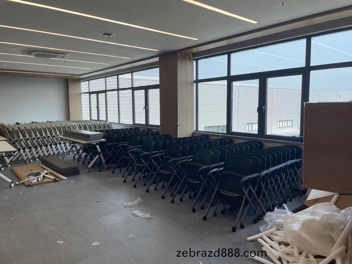 辦公椅子(zi)安(an)裝