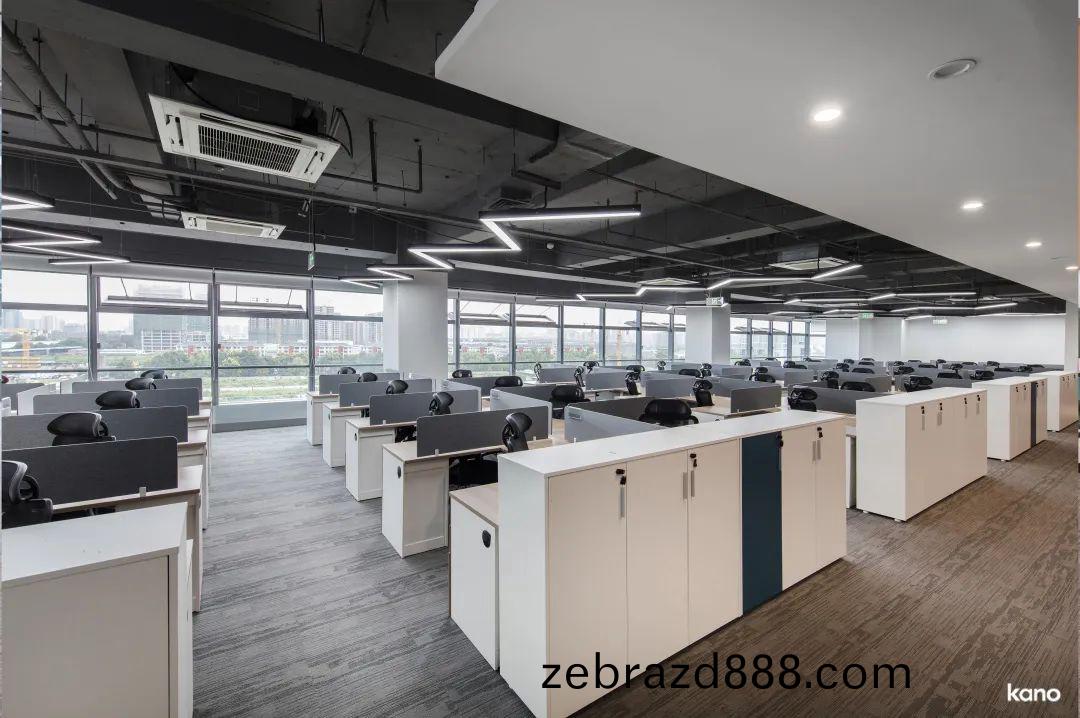 禾(he)邁(mai)股份辦公傢(jia)具(ju)工程案例之員(yuan)工槕(zhuo)椅