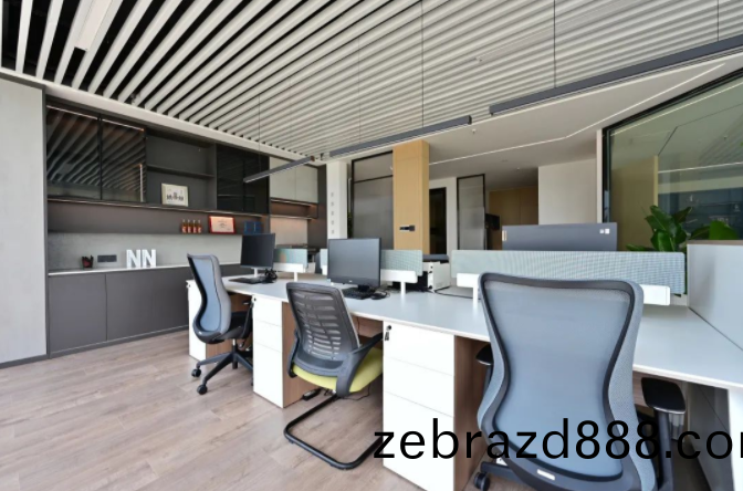 南(nan)京辦(ban)公傢具(ju)工程案例之(zhi)開(kai)放式(shi)工位